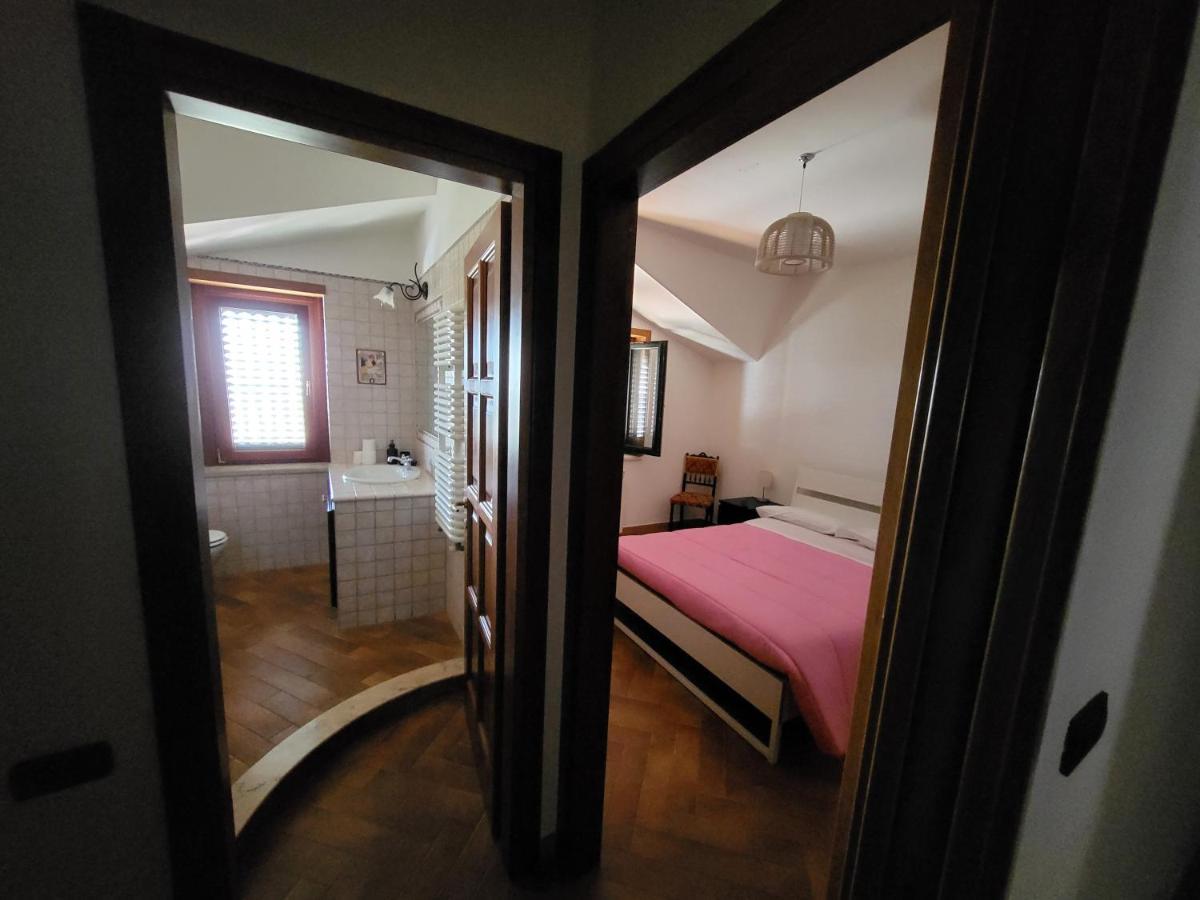 Villa Cipriano Minturno Bagian luar foto