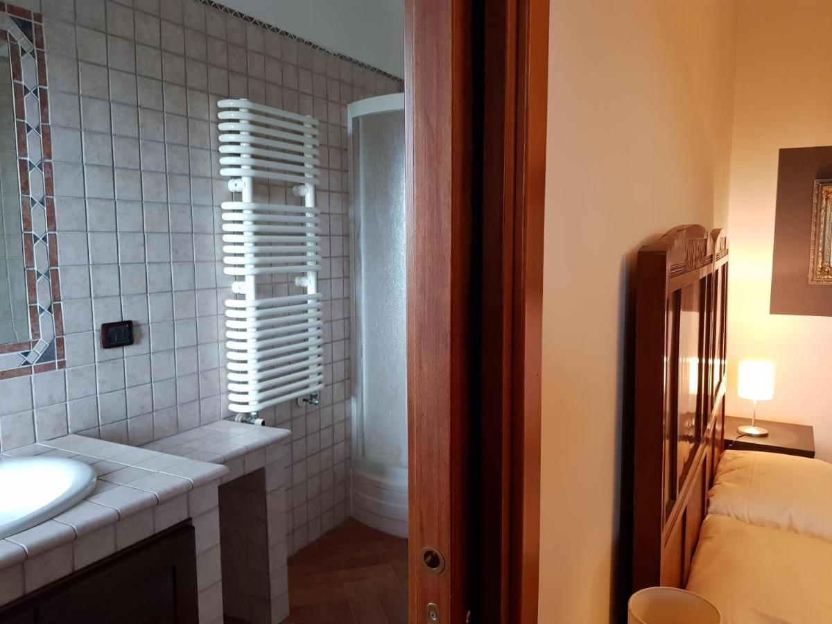 Villa Cipriano Minturno Bagian luar foto